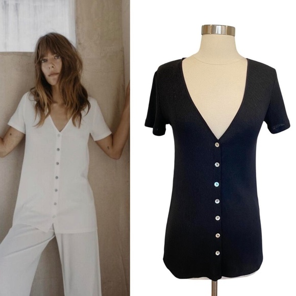 Zara | Size M | Black Ribbed V-Neck Button-Down Top - Picture 1 of 6